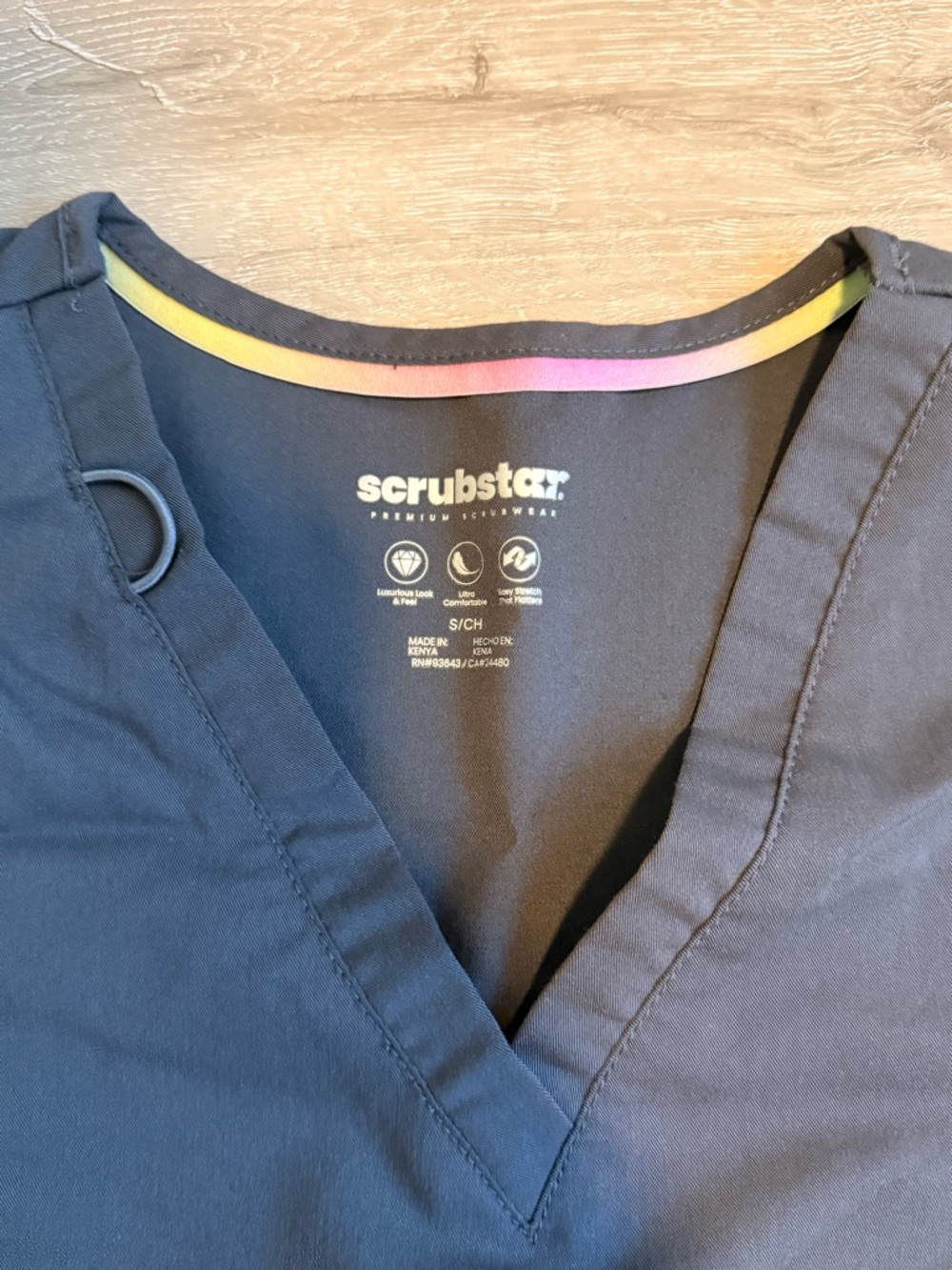 Gray Medical Scrub Set - Top & Drawstring Pants - Picture 3 of 7